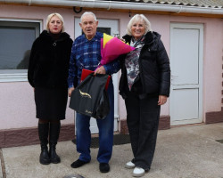 -5384096970370574844_121